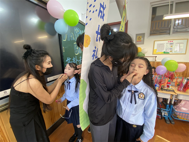 花泽美学柯桥校区助力柯桥实验小学板湖小学汇演化妆 - 图片5