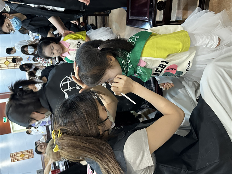 越城校区六一儿童小学化妆实践活动 - 图片8