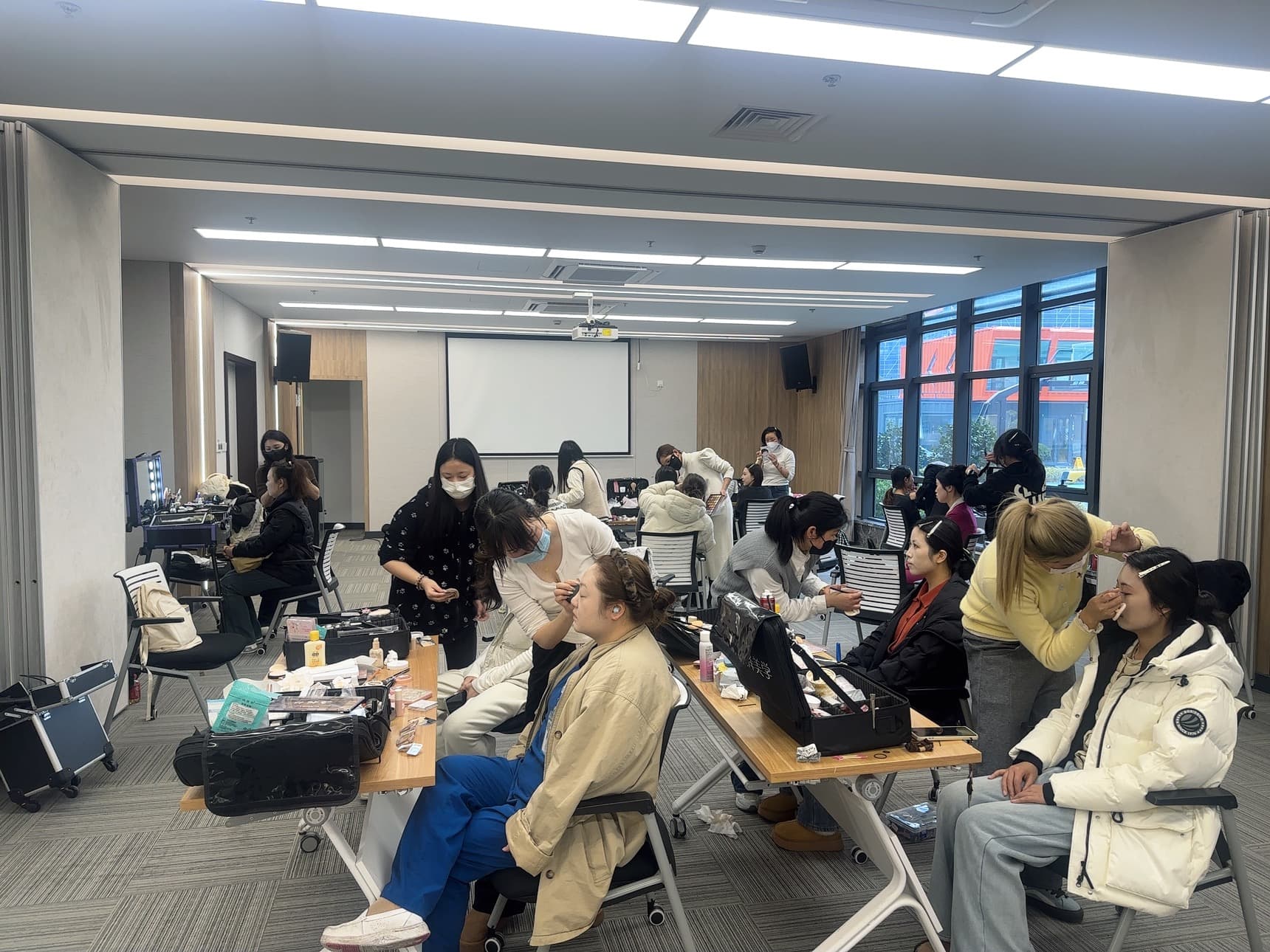 浙江省人民医院实践活动，花泽美学化妆班学员，助力白衣天使活动圆满成功！ - 图片11